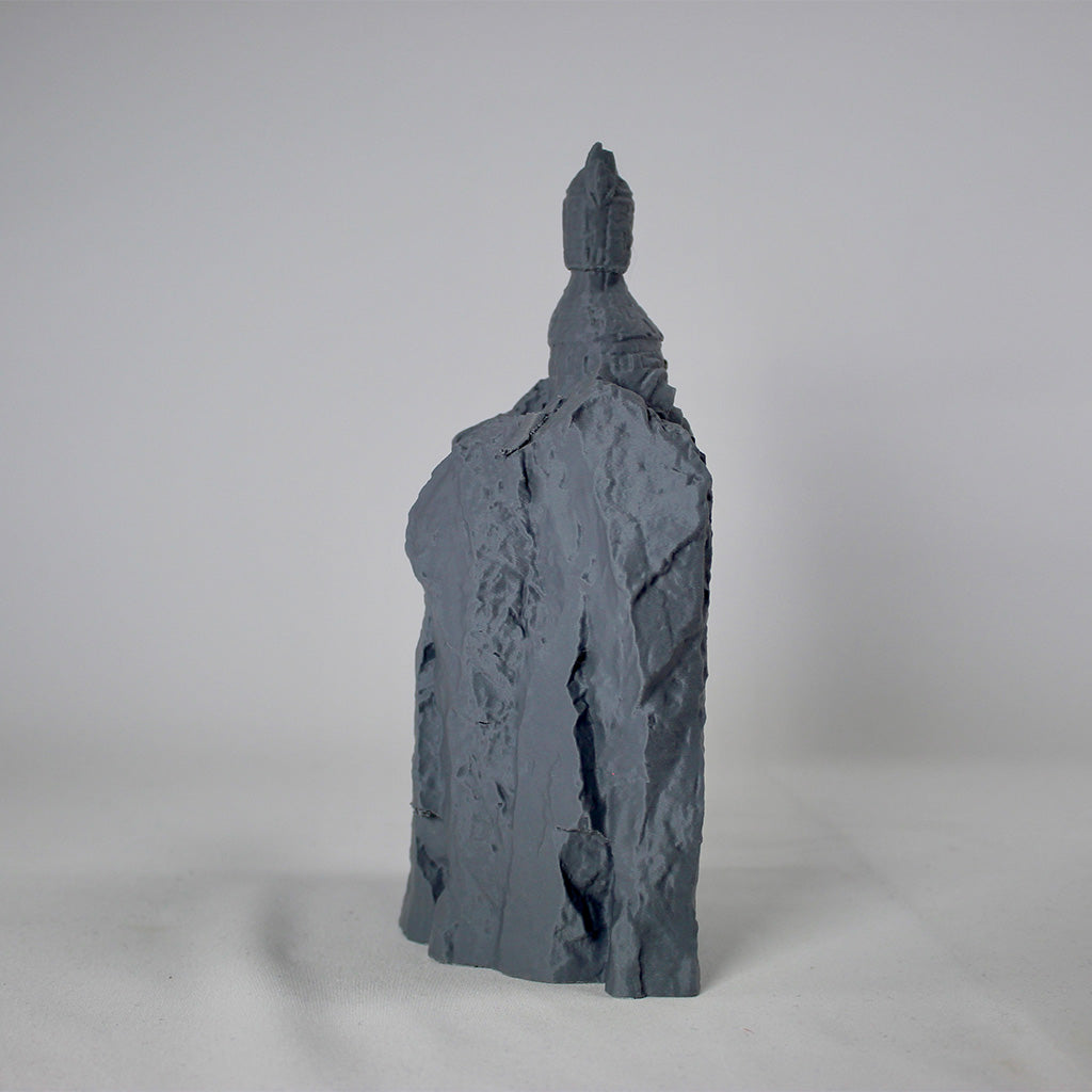 Argonath Statues – Lord of the Rings Monument Figure