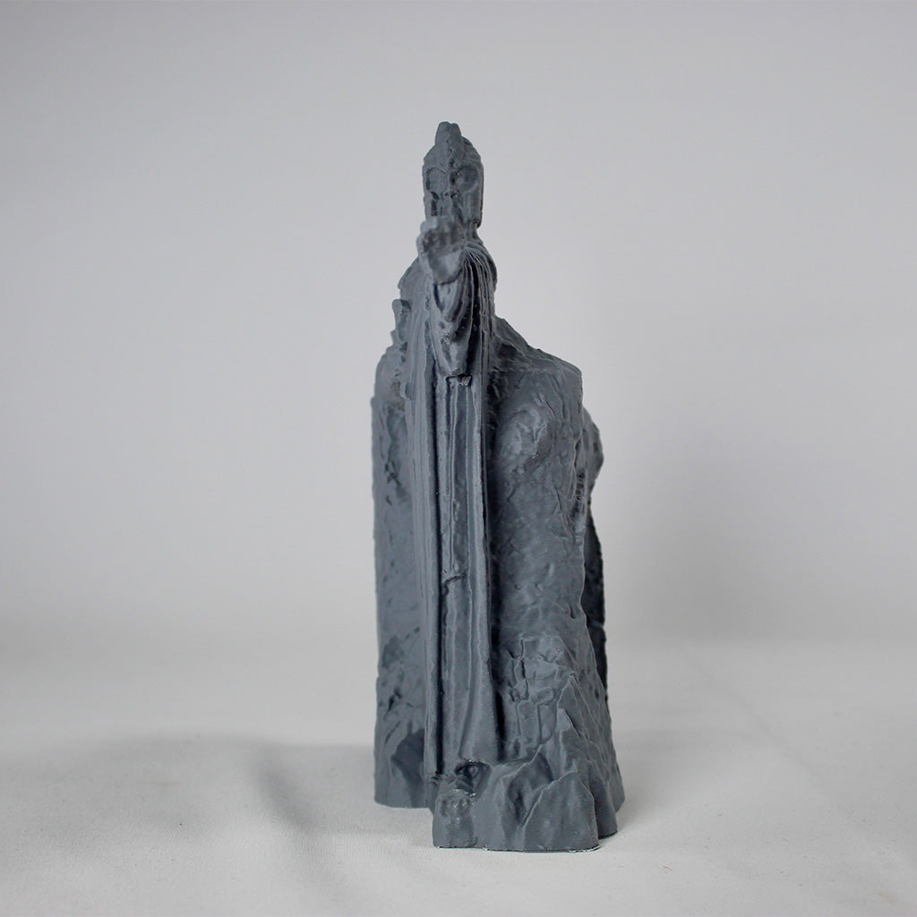Argonath Statues – Lord of the Rings Monument Figure