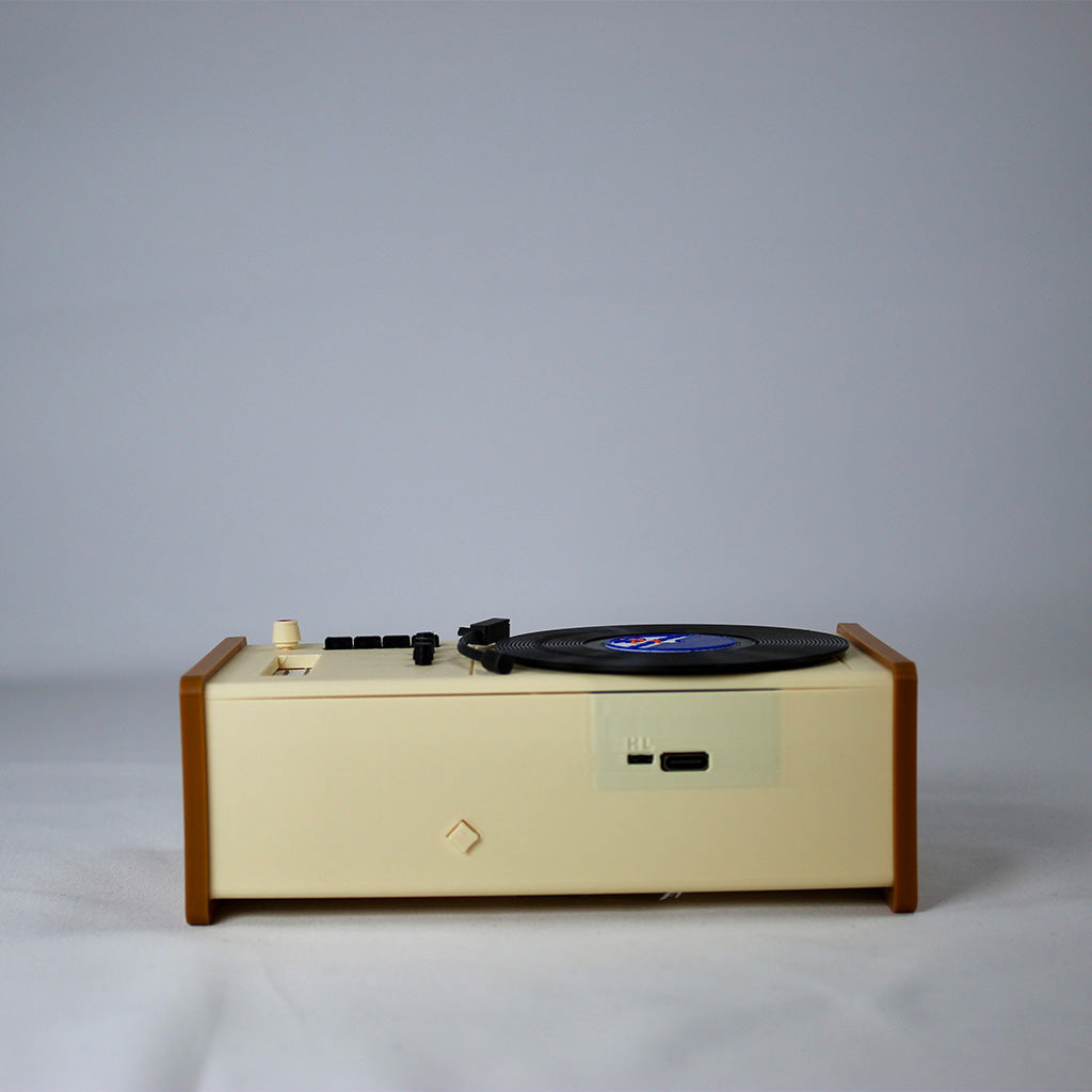 Headphone Charger Old Radio