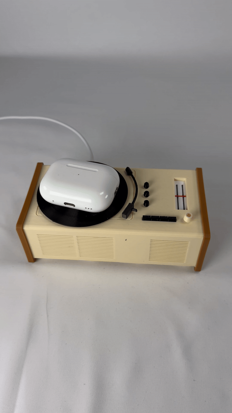 Headphone Charger Old Radio